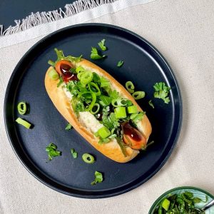 Broodje hotdog asian style